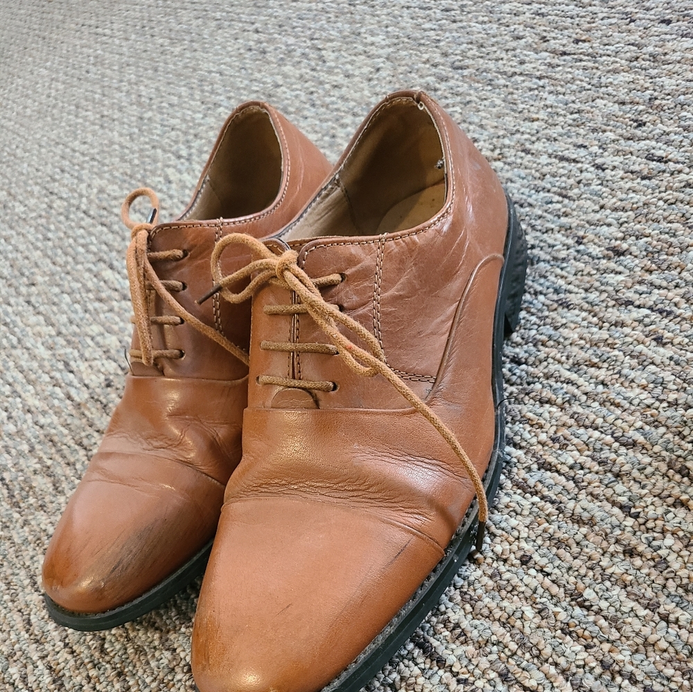 Shoes - Picture 7 of 7